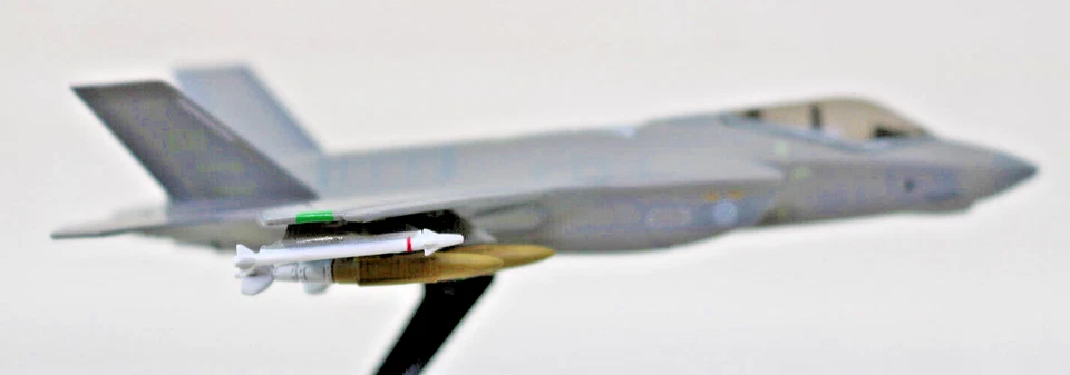 USAF F-35 Lightning II 2016 Joint Task Force PS5602 Daron Same Day Shipping - Image 4 of 4