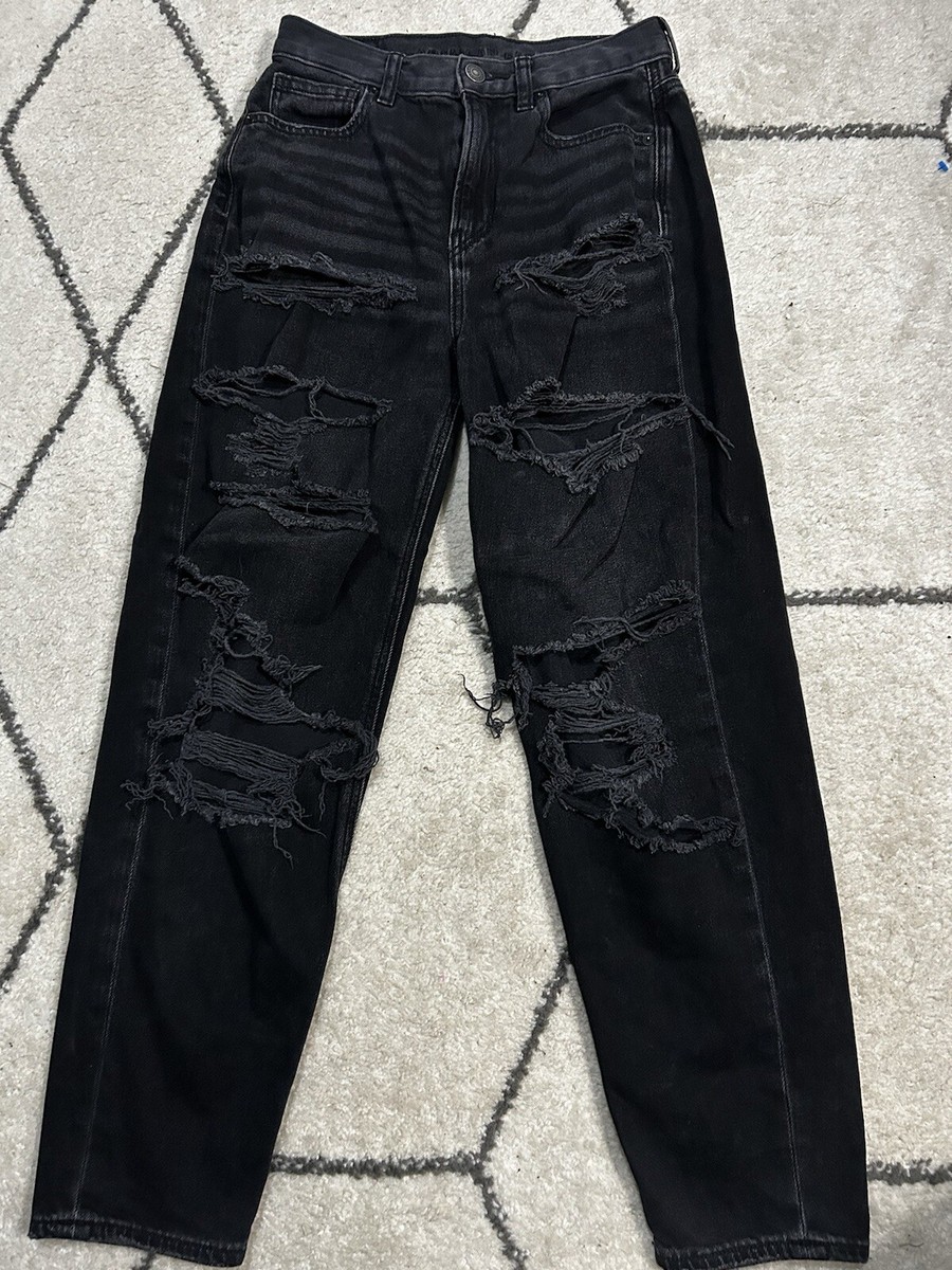 American Eagle Women's Black Ripped Jeans Size Short