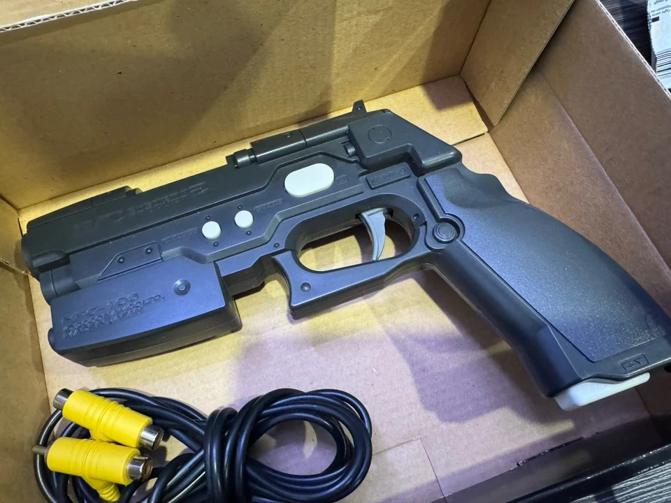 Namco GunCon 2 NPC-106 PS2 Japan Import Light Gun - CIB - Like New - Image 3 of 4