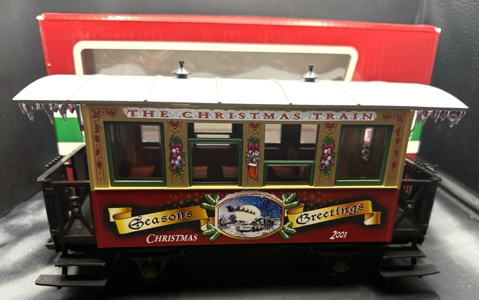 LGB 33075 CHRISTMAS TRAIN SEASONS GREETINGS 2001 PASSENGER CAR G SCALE IN BOX - Image 2 of 4