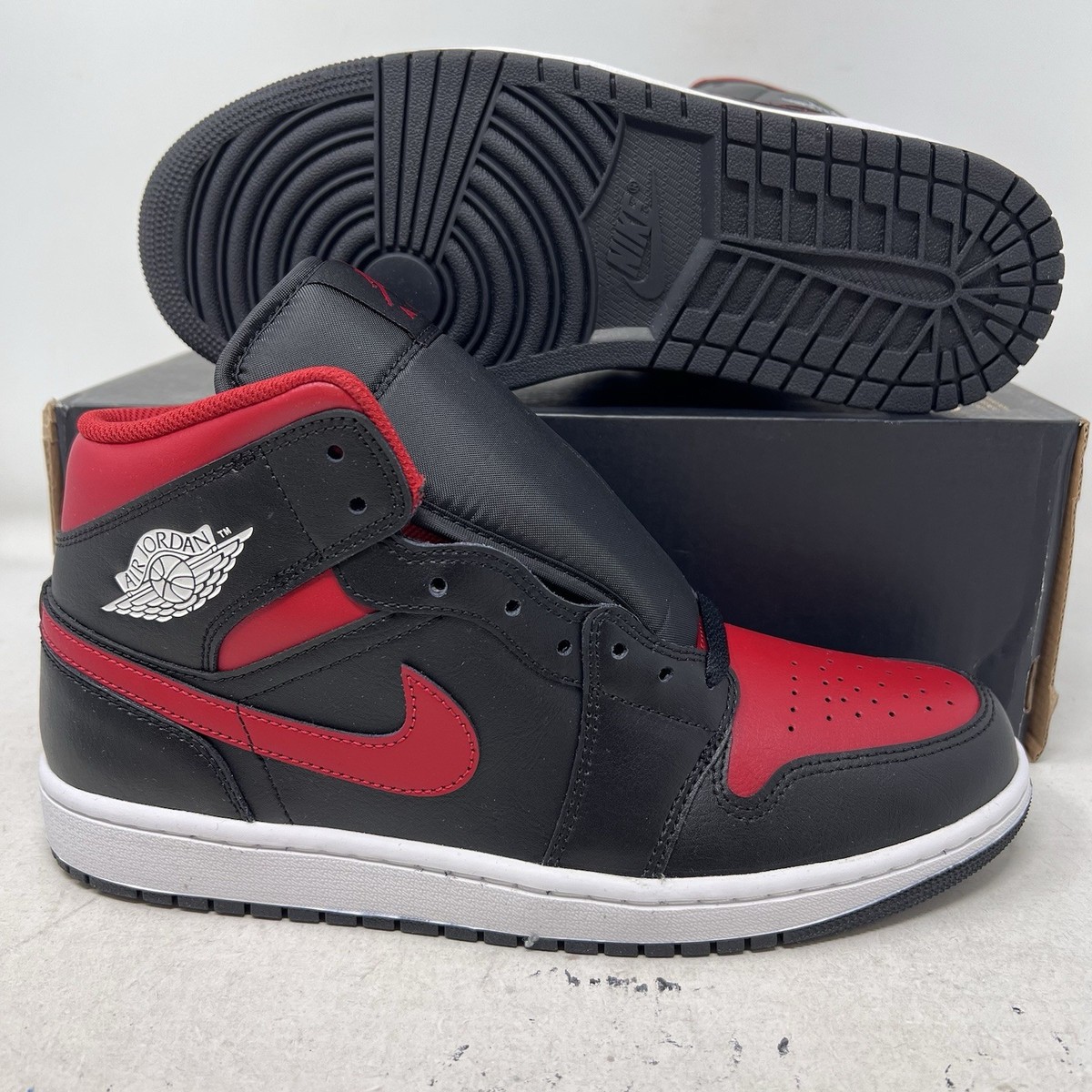 シューズ(男性用) NIKE AIR JORDAN 1 MID BRED 27CM NIKE ナイキ エア ジョーダン ミッド スニーカー AIR JORDAN 1
