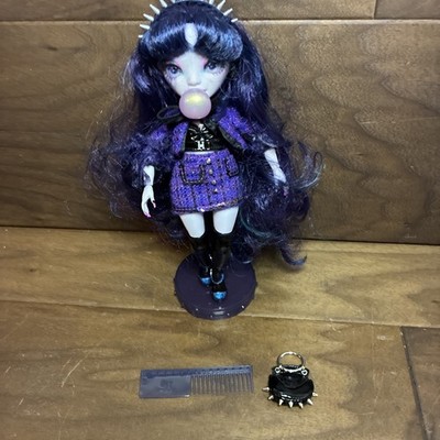 Shadow High Special Edition Twin Veronica Storm Fashion Doll MGA