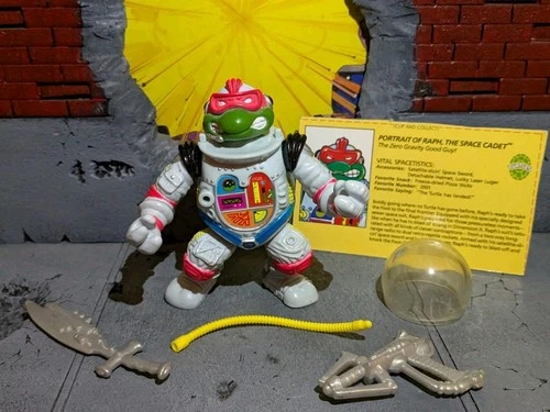 TMNT TEENAGE MUTANT NINJA TURTLES 1989 SPACE CADET RAPH NM COND 100% COMP W CARD