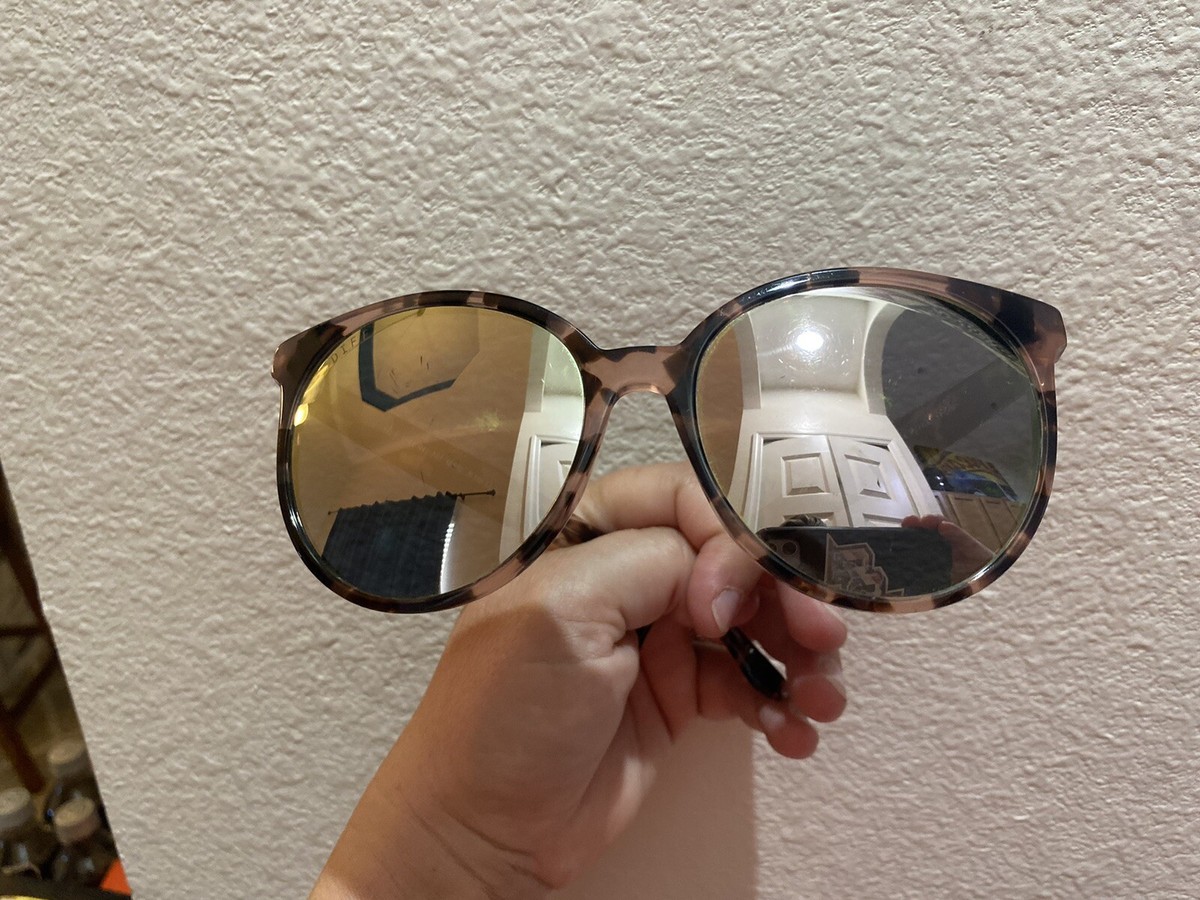 DIFF Eyewear Cosmo Polarized Sunglasses Brown Tortoise Round Frame Women\'s‎ Amazon.com: DTIUGUTAE Round Polarized Sunglasses for Women  main image 2