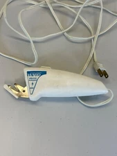 Montgomery Ward Electric Scissors with Light 6966 Tested Works