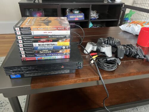 PlayStation 2 Fat Bundle Console 3 Controllers Need For Speed Hit And Run Shaun - Afbeelding 1 van 8
