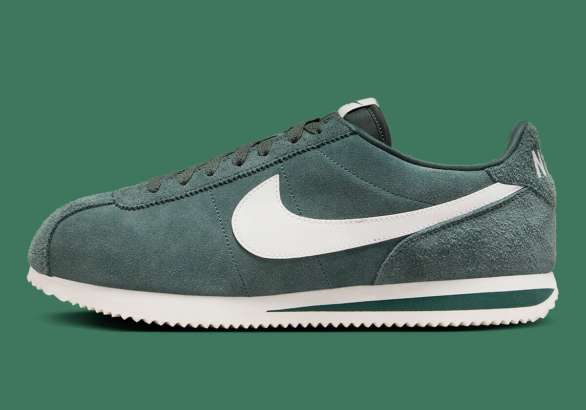 Nike Cortez Vintage Green Sail Midnight Navy FZ3594-338 Nike Cortez Vintage Green Sail Midnight Navy FZ3594-338