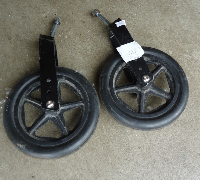 invacare breezy 218Radps wheelchair caster wheels fork tire assembly