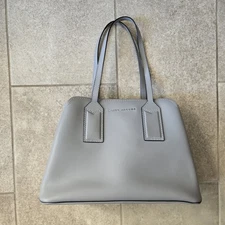 Marc Jacobs Women`s The Editor Griffin Rock Grey Zipper Satchel Shoulder Bag