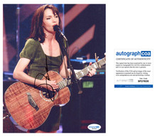 Susanna Hoffs 'The Bangles' Band Signed 8x10 Photo ACOA