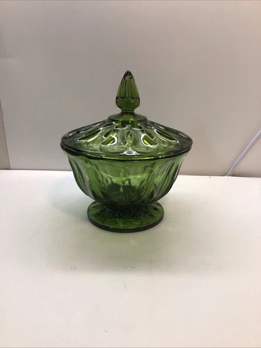 Vintage Anchor Hocking Fairfield Emerald Green  Pedestal Candy Dish