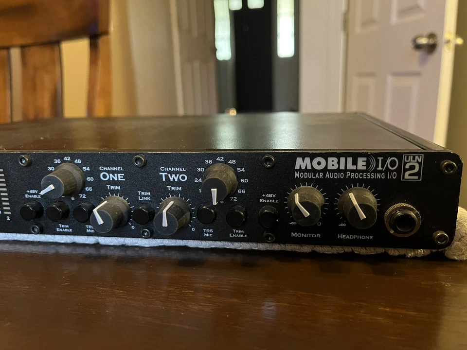 Metric Halo Mobile I/O ULN-2 Audio Interface 2d Expanded - Image 3 of 4