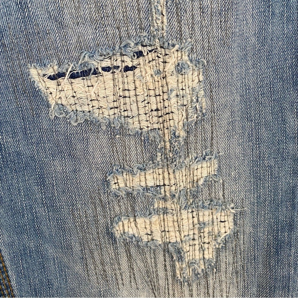 BCBG MaxAzria Distressed Patchwork Lightwash Deni… - image 7