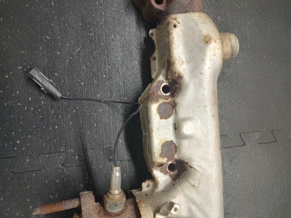 左排气歧管 91 - 93 别克 Roadmaster,雪佛兰 Caprice,Olds 定制巡洋舰 — 第 3/4 张图片