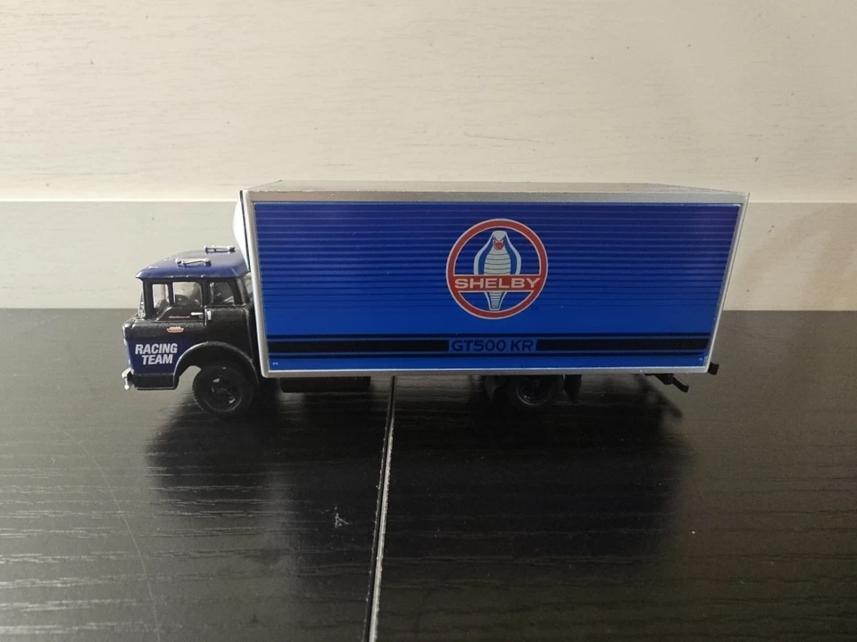 M2 Machines 1:64 1966 Ford C-950 Shelby Cobra Race Car Hauler Loose - Image 2 of 4