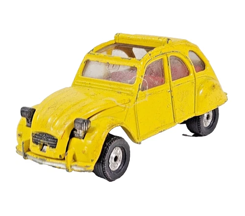 Vintage Corgi Toys James Bond Citroen 2CV6 Die-Cast Yellow Color Car Model Unbox