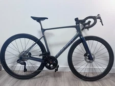 2025 Giant Defy Advanced Pro 0 – Size M/L – Excellent Condition