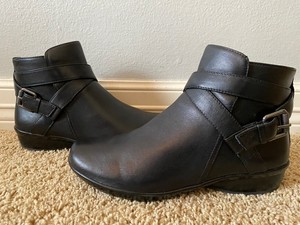 naturalizer cassandra