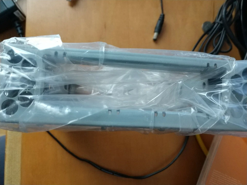 HP Floppy Tray Conversion Bracket NEW Bulk 359170-002 Rev.D 0010165131 - Image 2 of 2