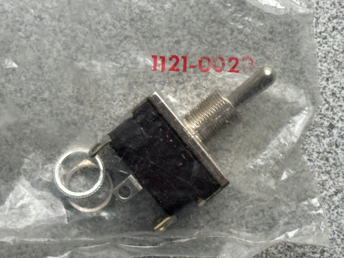 NEW McGill 1121-0020 Toggle Switch Momentary DPDT On-Off-On 6A 125V 3A ...