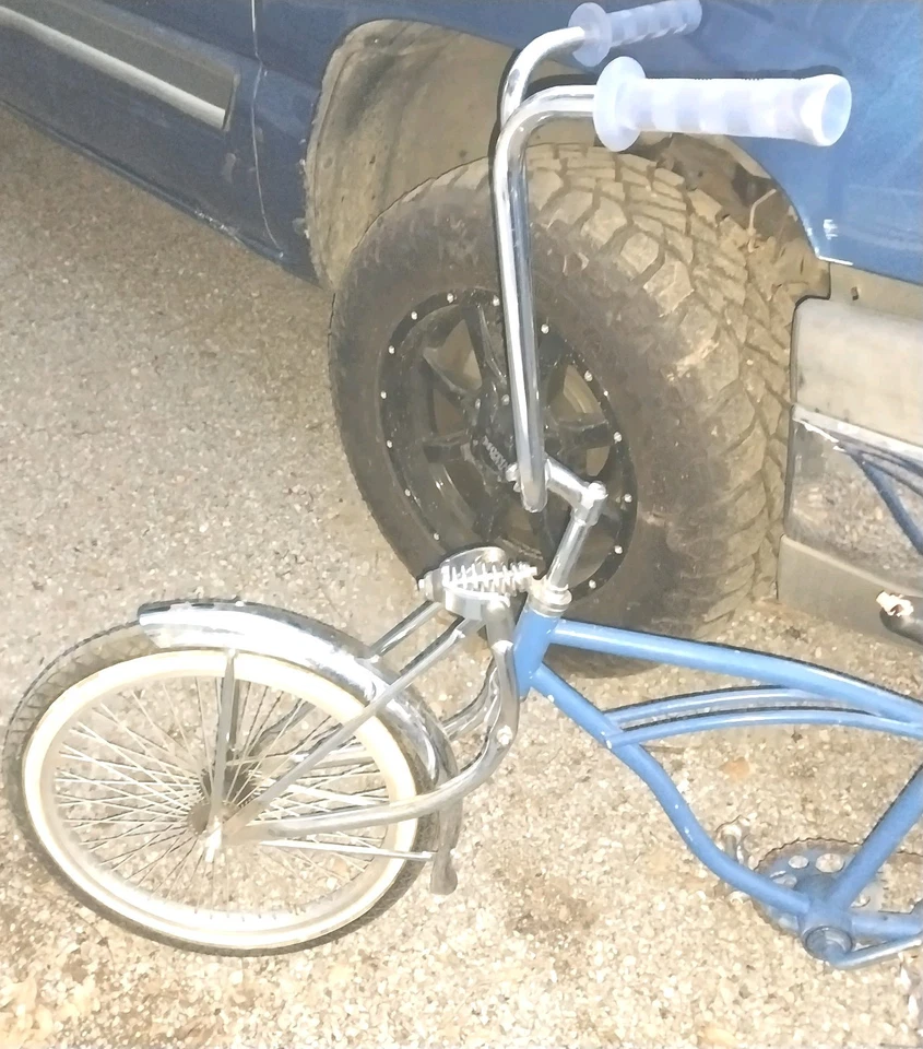 2 Show Award Winner I Built. Soft Royale Blue.very expensive unfortunately - Image 3 of 4