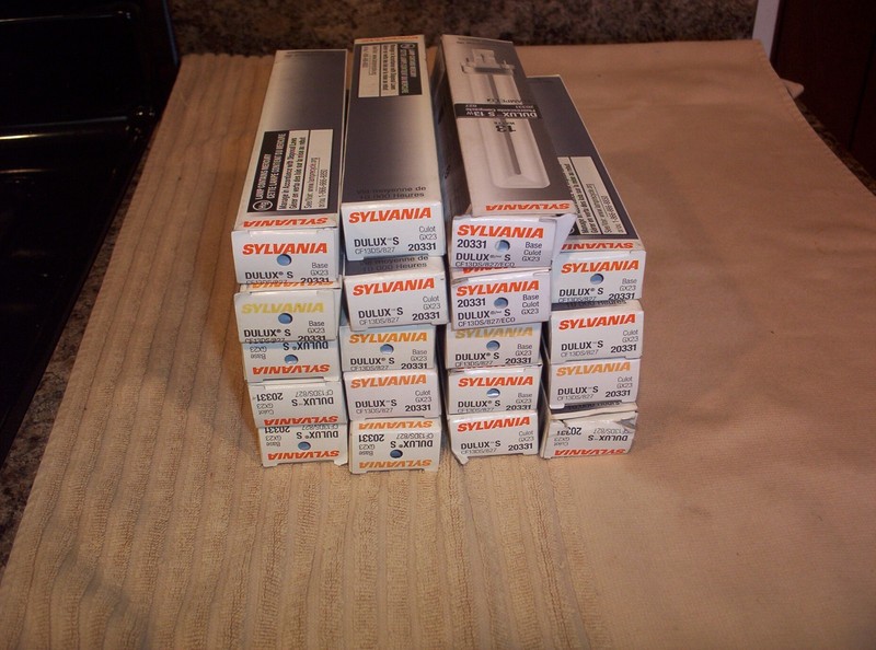 20 - SYLVANIA DULUX S 13W COMPACTFLUORESENT BULBS 20331