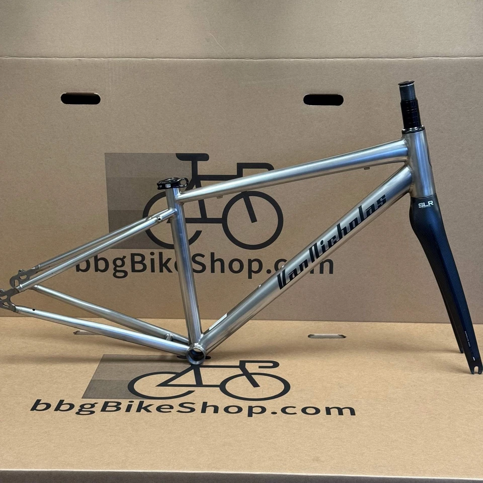 48cm Van Nicholas Titanium Road Frameset with Carbon Fiber Fork - Image 2 of 4