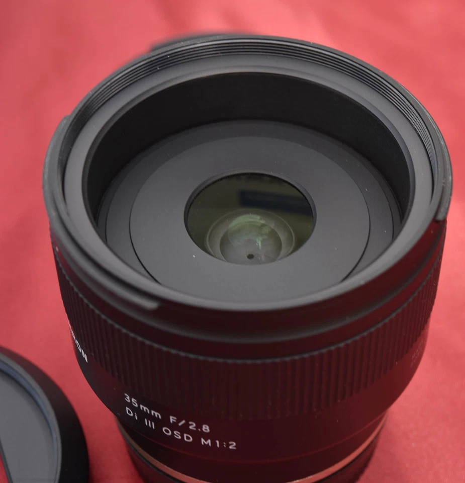 Objectif TAMRON 35 mm F 2.8 Di III OSD M1:2 monture Sony FE - NEUF - Photo 4/4