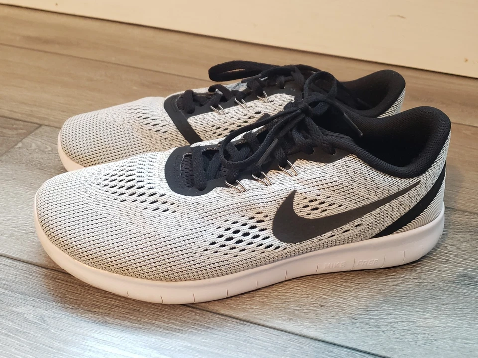 Nike детский бесплатный RN серый/черный 833989-100 кроссовки спортивная обувь размер 7Y - Изображение 3 из 4