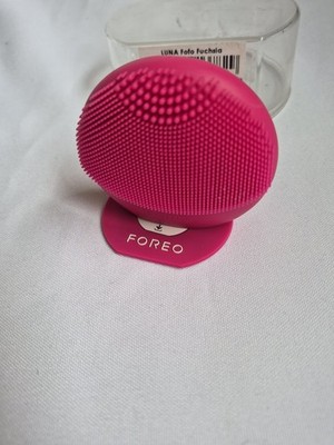 FOREO Luna Fofo Smart Facial Cleansing Brush - Silicone Pink Fuchsia