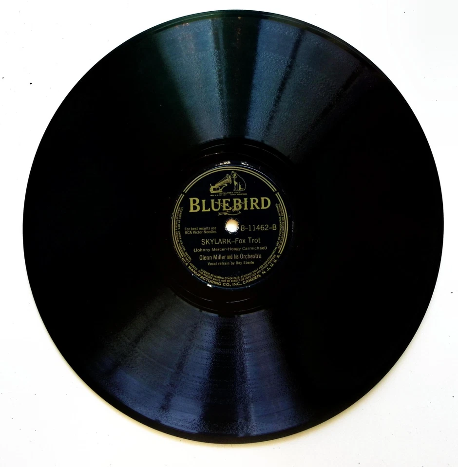 GLENN MILLER AND HIS ORCHESTRA – THE STORY OF A STARRY NIGHT / SKYLA 78 RPM 1046 - Image 2 of 3
