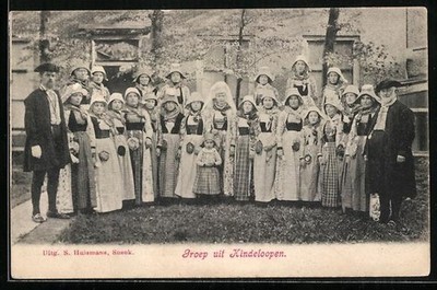 Ansichtskarte Hindeloopen, Groep uit Hindeloopen 