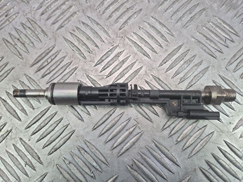 BMW 3  F31 328i N20  Benzin Injektor Einspritzdüse 7597870  PFF13872