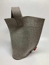 MOLO felt hobo bag, magnetic closure, no longer available