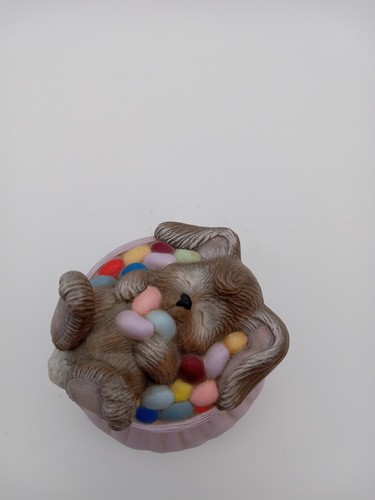 Adorable 1986 Dona’s Molds Inc Easter Bunny Jellybean Eggs Lidded Dish Rabbit - Picture 6 of 10