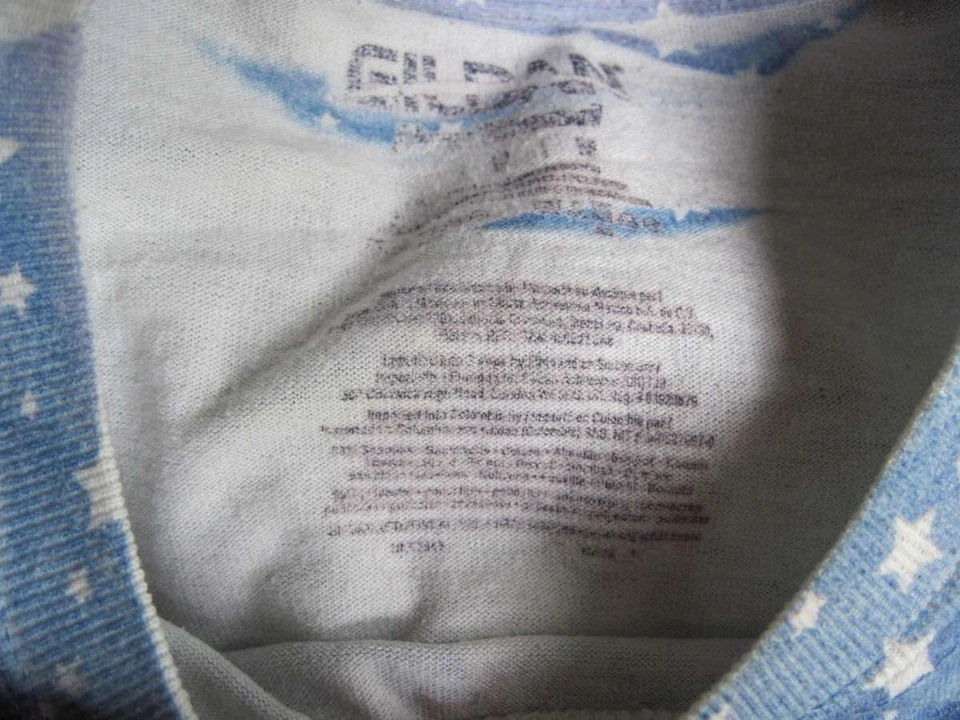 Camiseta Gildan M Manga Corta Estampado Bandana Bandera EE. UU. Camiseta Mezcla Algodón Morris Foto 2 de 4