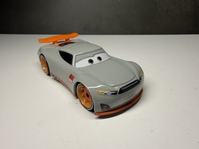 Disney Pixar Cars Aiden Trainee #003, Diecast 1:55, Rust-Eze Trainingszentrum 