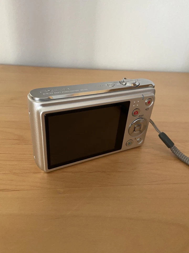Casio Exilim EX-H5, 12.1 Megapixel