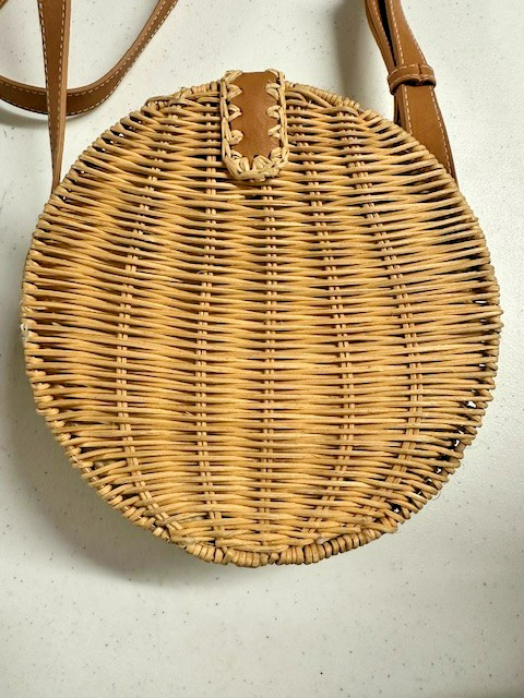 Universal Thread Round Wicker Boho Ratan Purse Na… - image 3