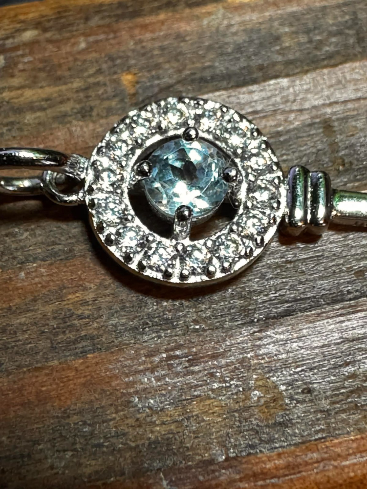 Solid 925 Sterling Silver Skeleton Key w/ Synthet… - image 2
