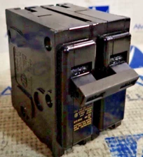 Gould ITE QP2B040 40 Amp 120/240 VAC 2 Pole Plug-In Circuit Breaker