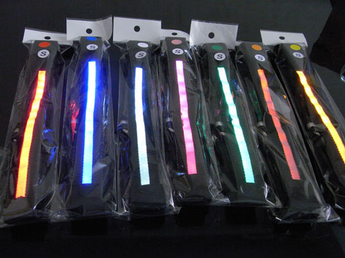 LED Glow Collar Dog Puppy Pet Flashing Light Safety Glow In The Dark FAST POST - Picture 81 of 81
