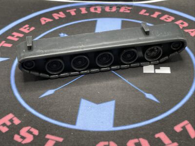 GI Joe ARAH. 1985 Armadillo. Parts. Left Track / Tread