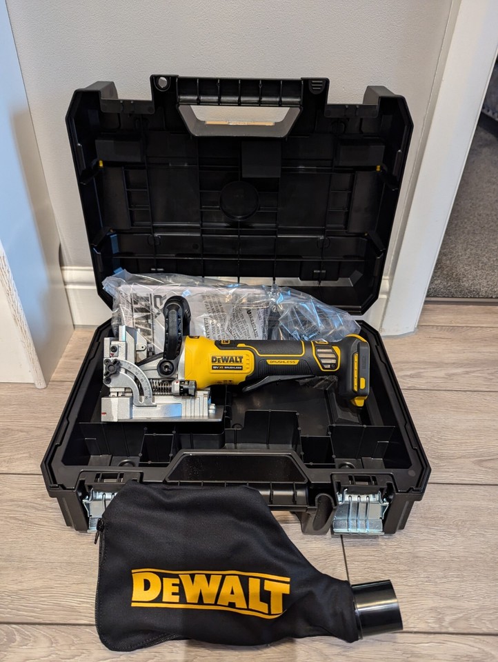 DEWALT 18V Biscuit Joiner DCW682NTXJ 5035048752920 eBay