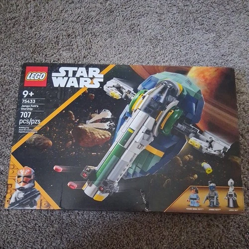 LEGO STAR WARS JANGO FETT'S STARSHIP 75433) 707 Pieces Sealed But box is damaged