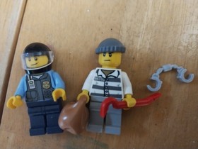 LEGO Juniors: Police Helicopter Chase (10720) Complete (no box)