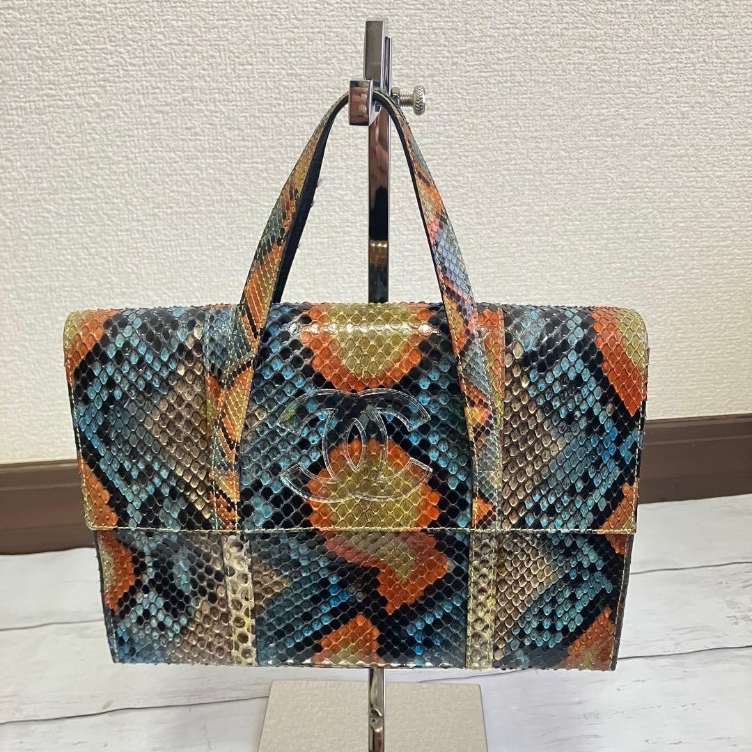 CHANEL Multicolor Python Leather Shoulder Bag Vin… - image 22