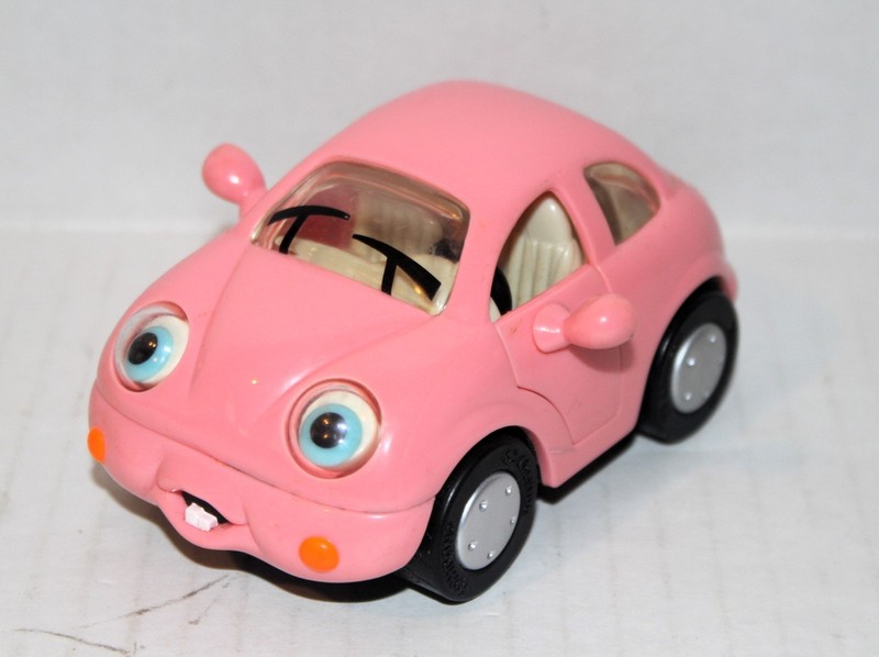 The CHEVRON CARS Mini Size DYLAN DASHER #32  Pink CAR w/Google Eyes & Doors open