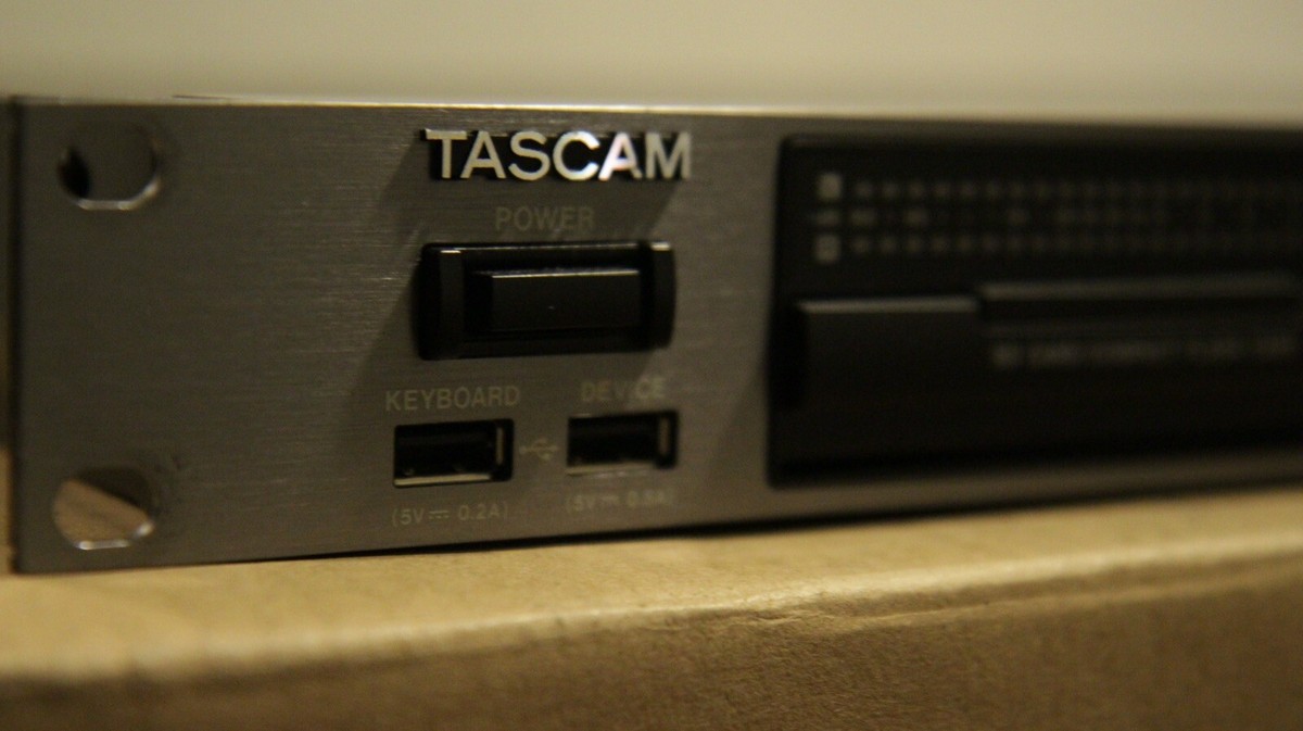 Tascam DA-3000 Stereo Master Recorder/ ADDA Converter | eBay