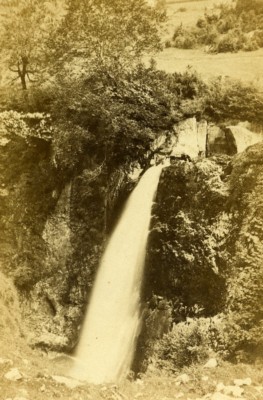 Frankreich Eaux Bonnes Gros Hetre Wasserfall altes CDV Foto Jules Andrieu 1865
